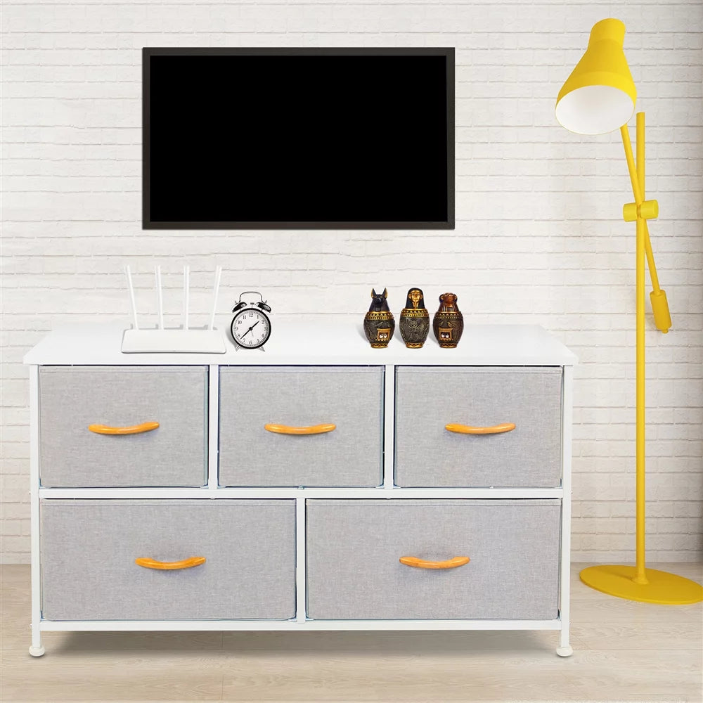 5 Drawer Dresser with Wooden Handle J462