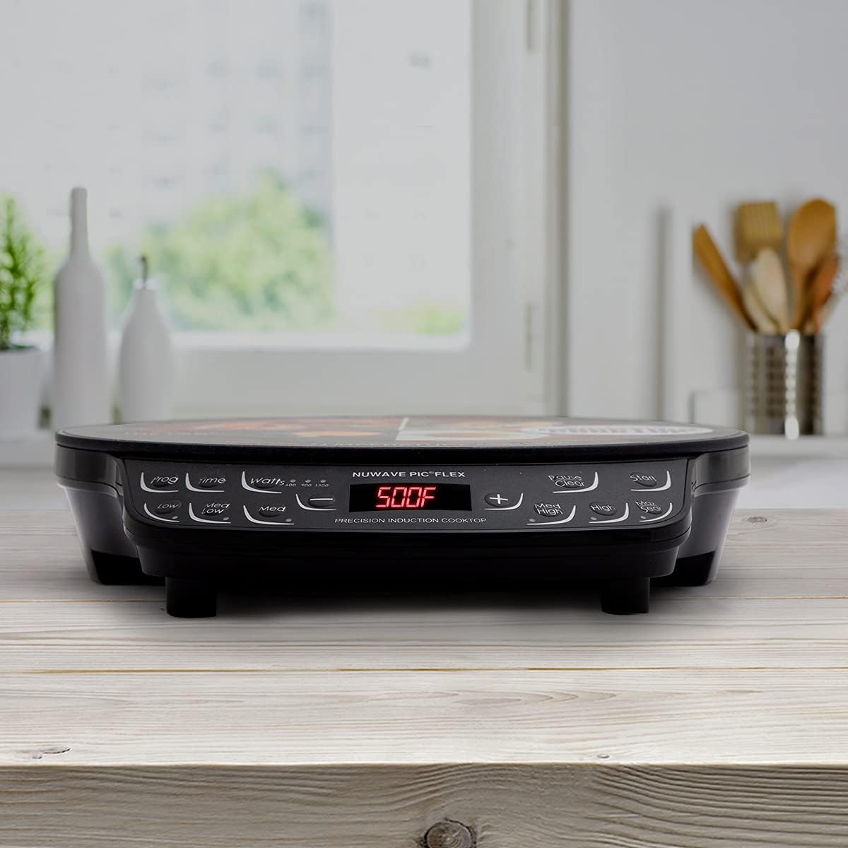 Induction Cooktop with 6.5" Heating Coil Q209