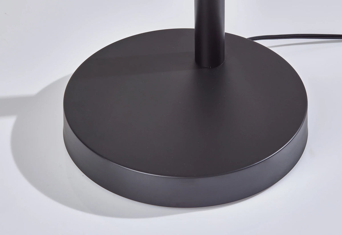 Matte Black 3 Head Arc Floor Lamp Y5596