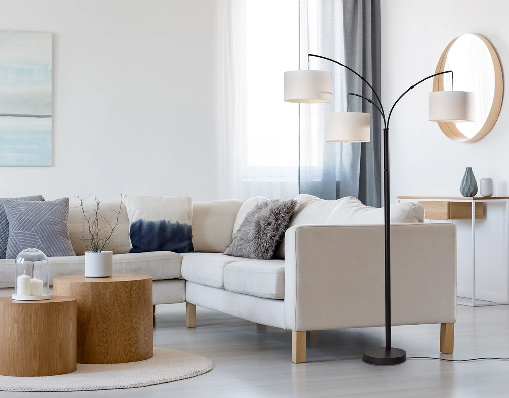 Matte Black 3 Head Arc Floor Lamp Y5596