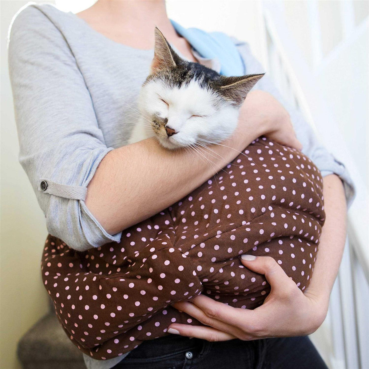 Hands Free Reversible Pet Sling Carrier D2548