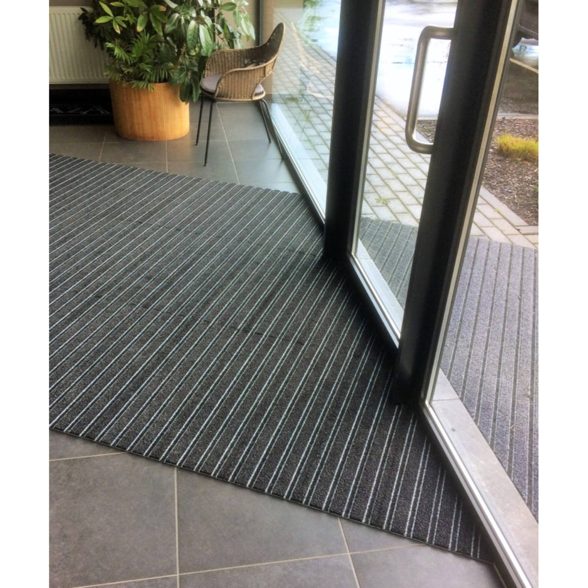 Gray Carpet Tile 6 Tiles B301327