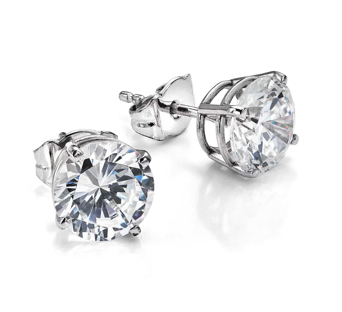 14k White Gold Lab Grown Diamond Studs Earrings P4842