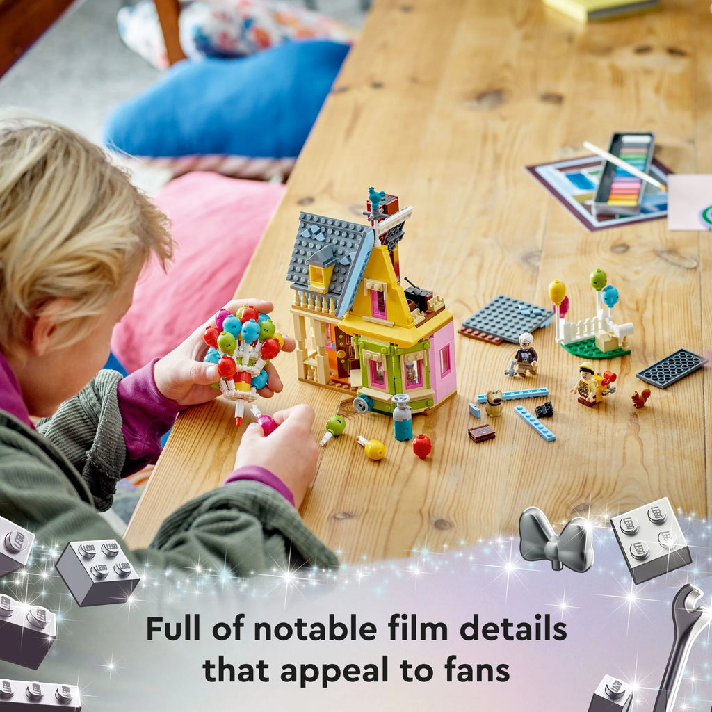 Disney and Pixar 'Up' House Building Toy Set X3302