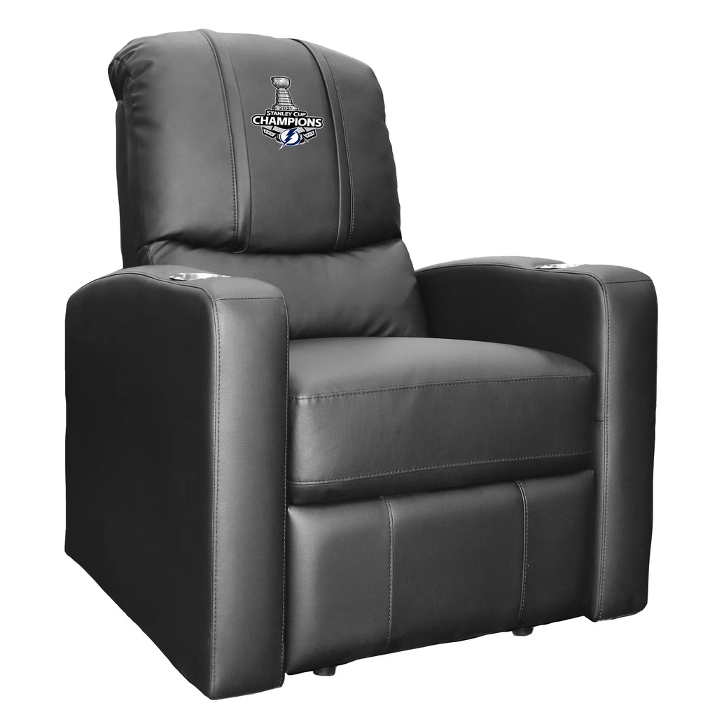 Black Manual Recliner O562