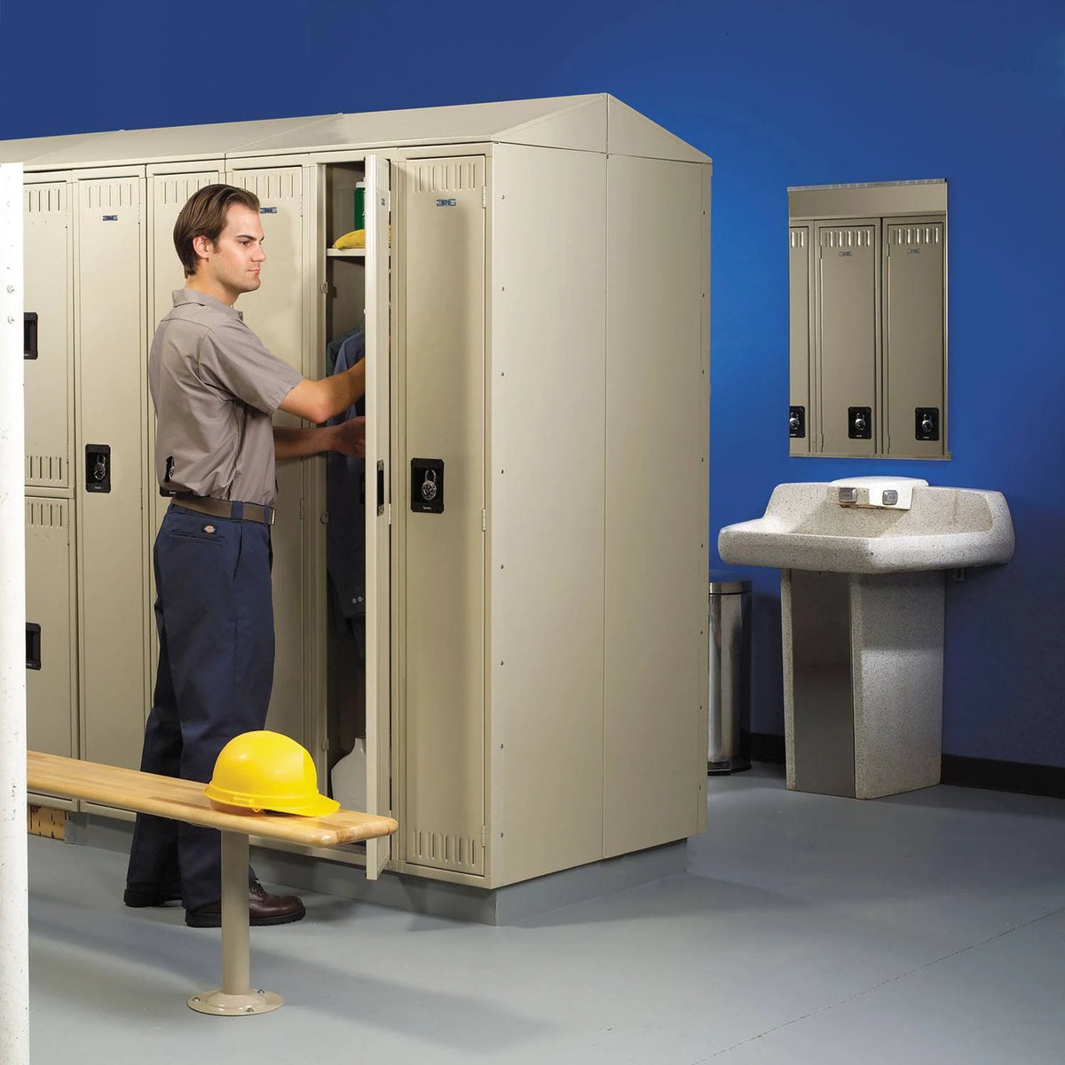 Double Tier Locker Single Stack Medium Gray S44854
