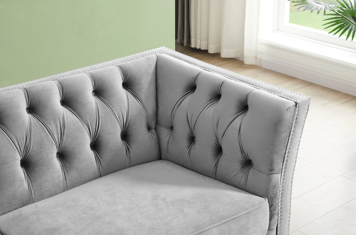 Tufted Sofa D38190