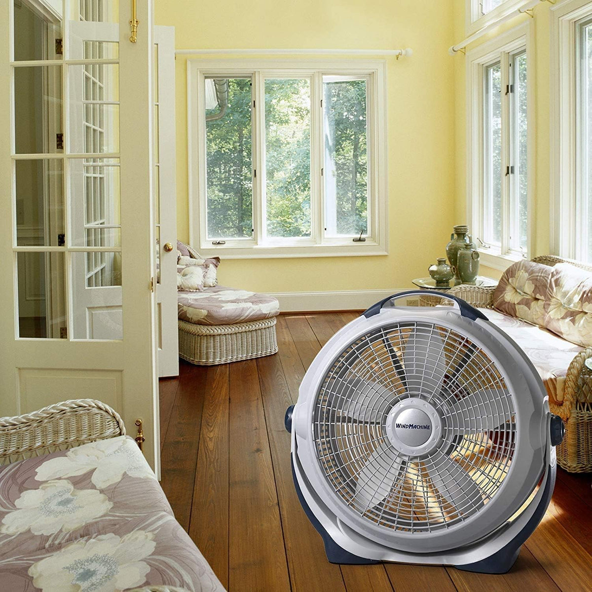 Black 20" Air Circulator P1804