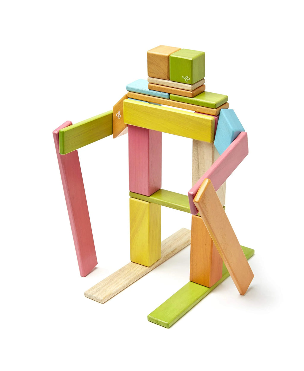 24 Piece Magnetic Wooden Block Set Y754445
