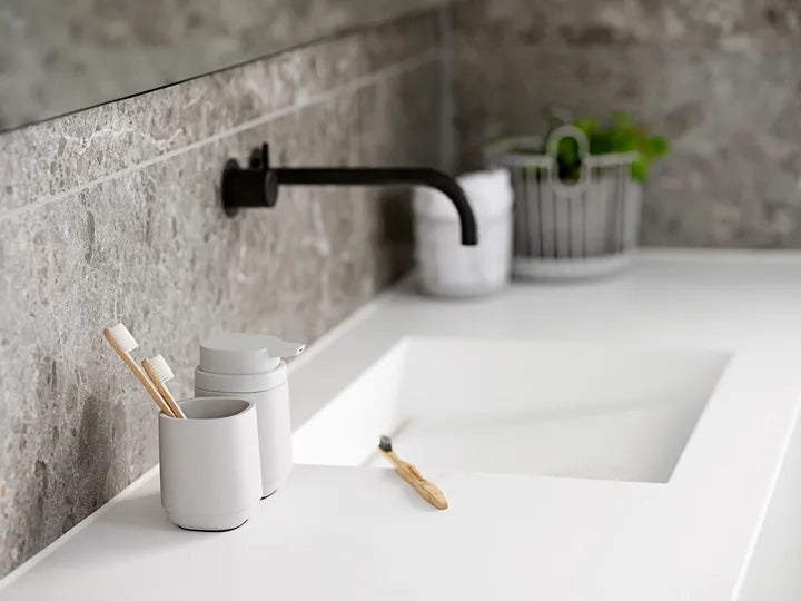Toothbrush Mug Soft Grey A35544