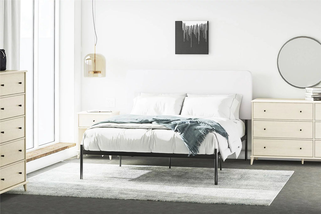 Ivory Oak 6-Drawer Dresser C462591