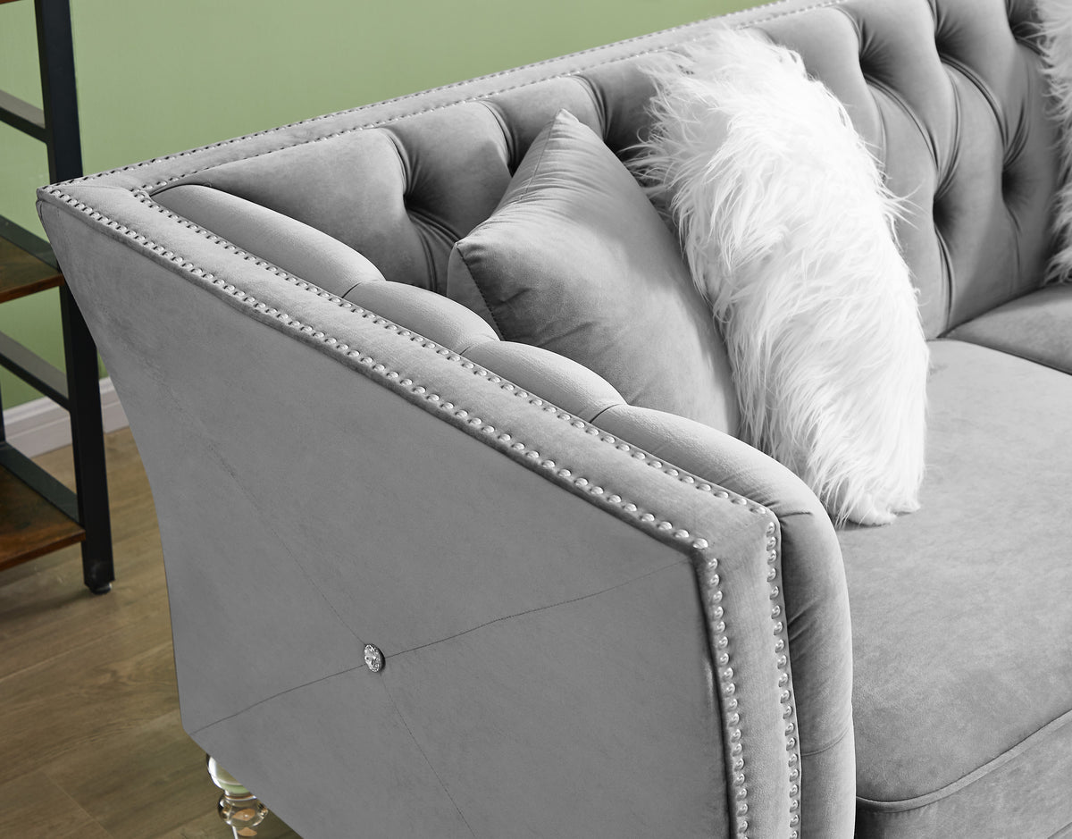 Tufted Sofa D38190