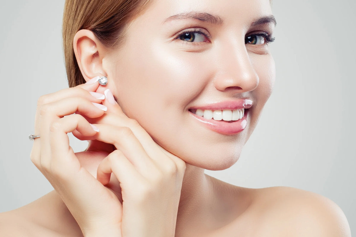 14k White Gold Lab Grown Diamond Studs Earrings P4842